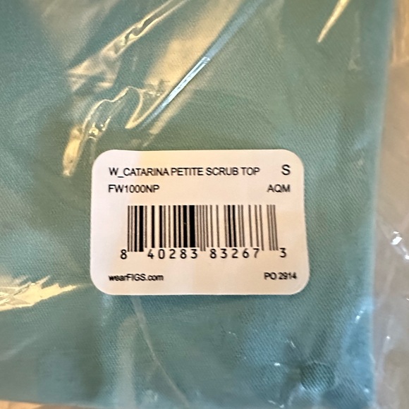 Figs Women's Top in Seaglass - Picture 4 of 6